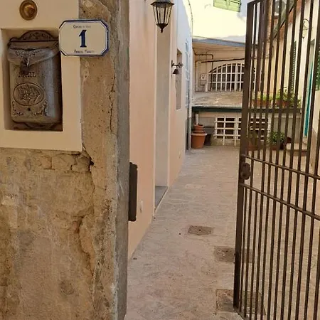 Casina Di Alice Vinci